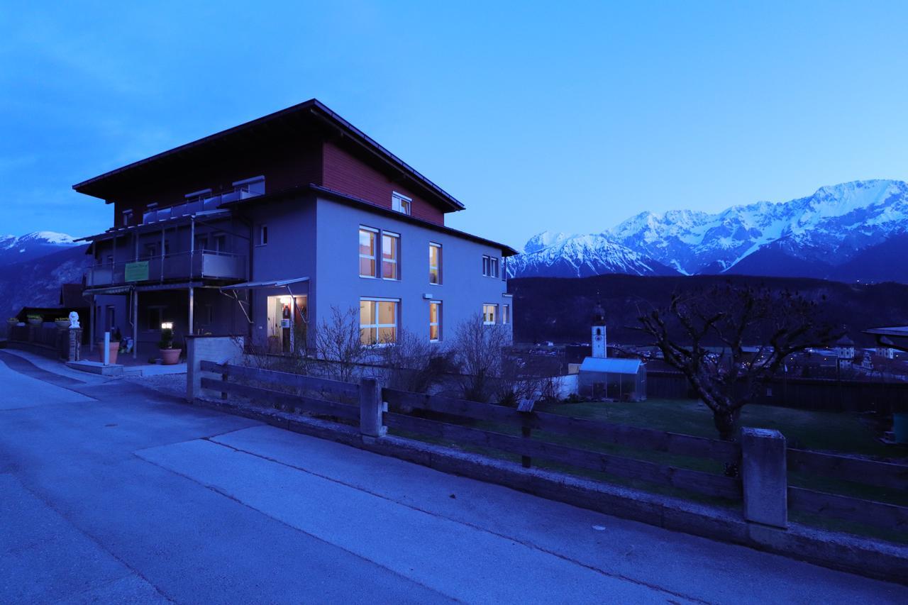 Hotel Gastehaus Possard Stams Exteriér fotografie